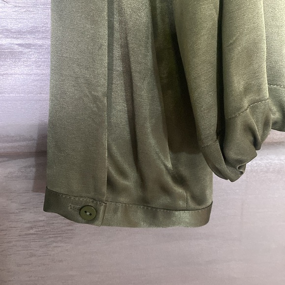 Zara Beautiful Green, Satin Effect Top w/ Drawstring. NWOT - Picture 5 of 5